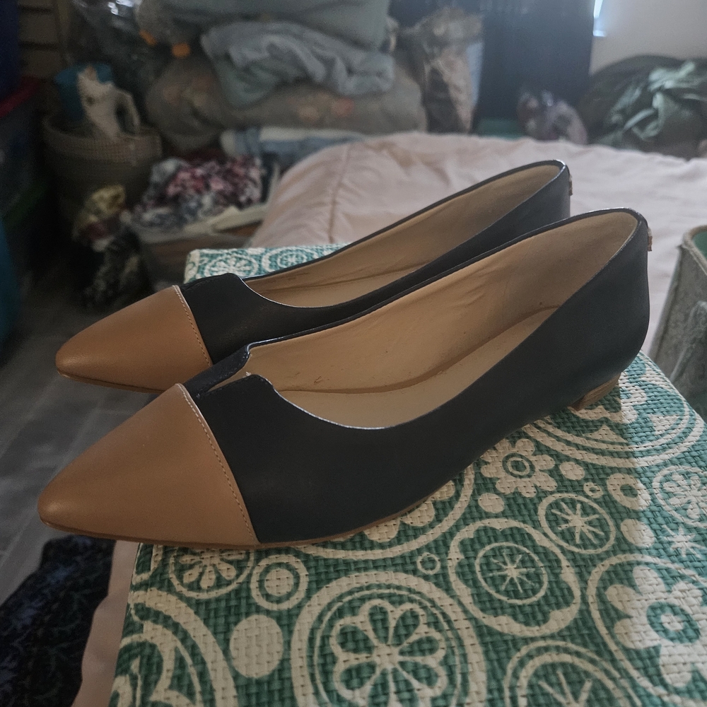 Like New, Cole Haan Two-Tone Pointed Toe Flats in Navy and Tan Leather
